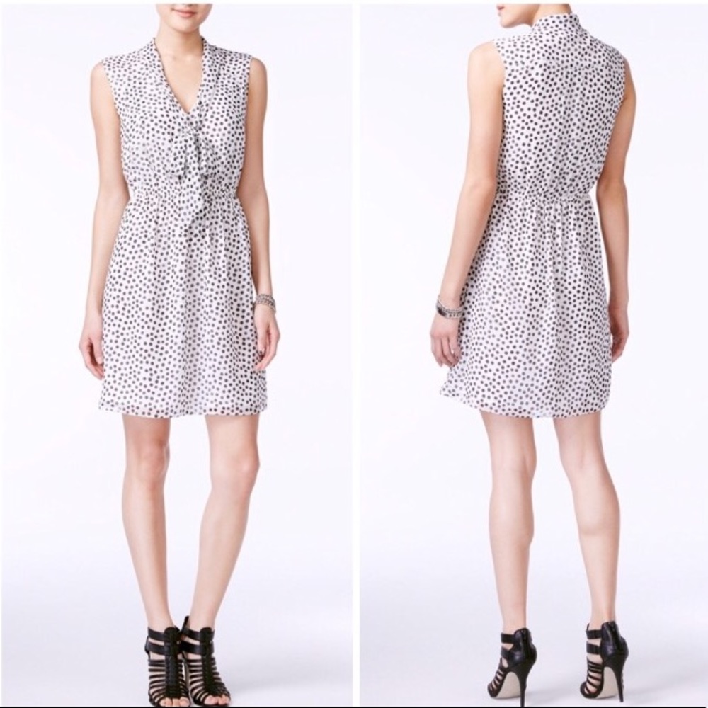 NWT BETSEY JOHNSON Sleeveless V-NECK COLLARED B & W POLKA DOT DRESS Women’s 12